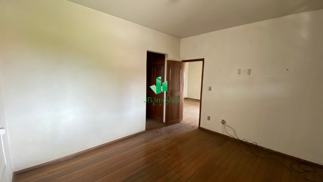 Casa à venda e aluguel com 4 quartos, 420m² - Foto 6