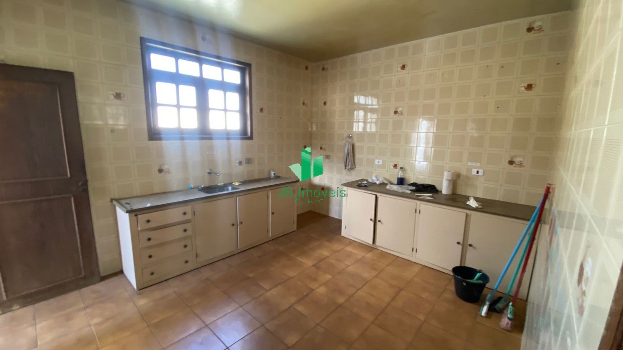 Casa à venda e aluguel com 4 quartos, 420m² - Foto 16