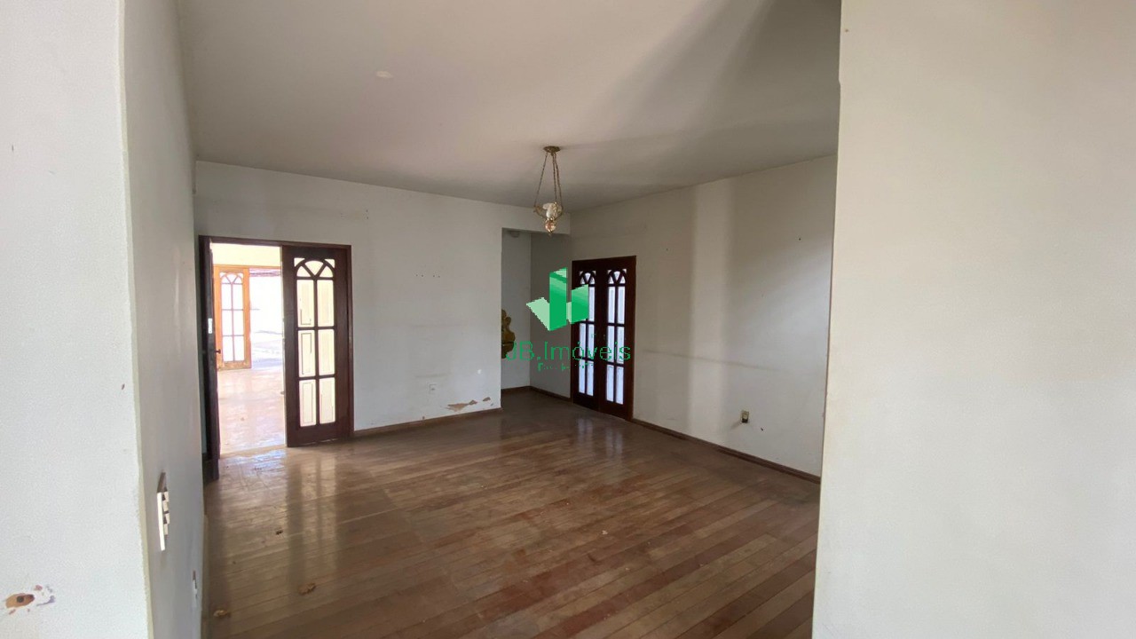 Casa à venda e aluguel com 4 quartos, 420m² - Foto 26