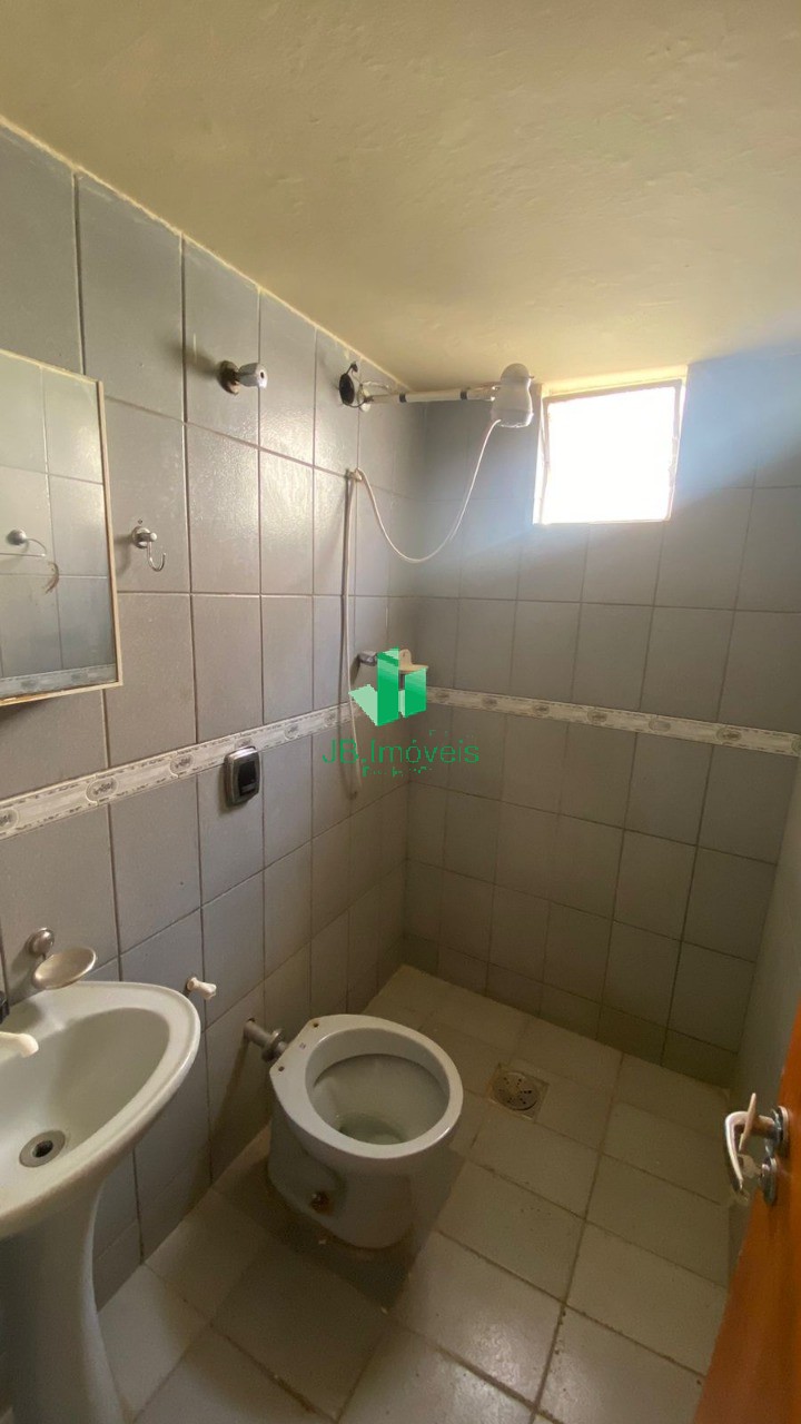 Casa à venda com 3 quartos, 200m² - Foto 17