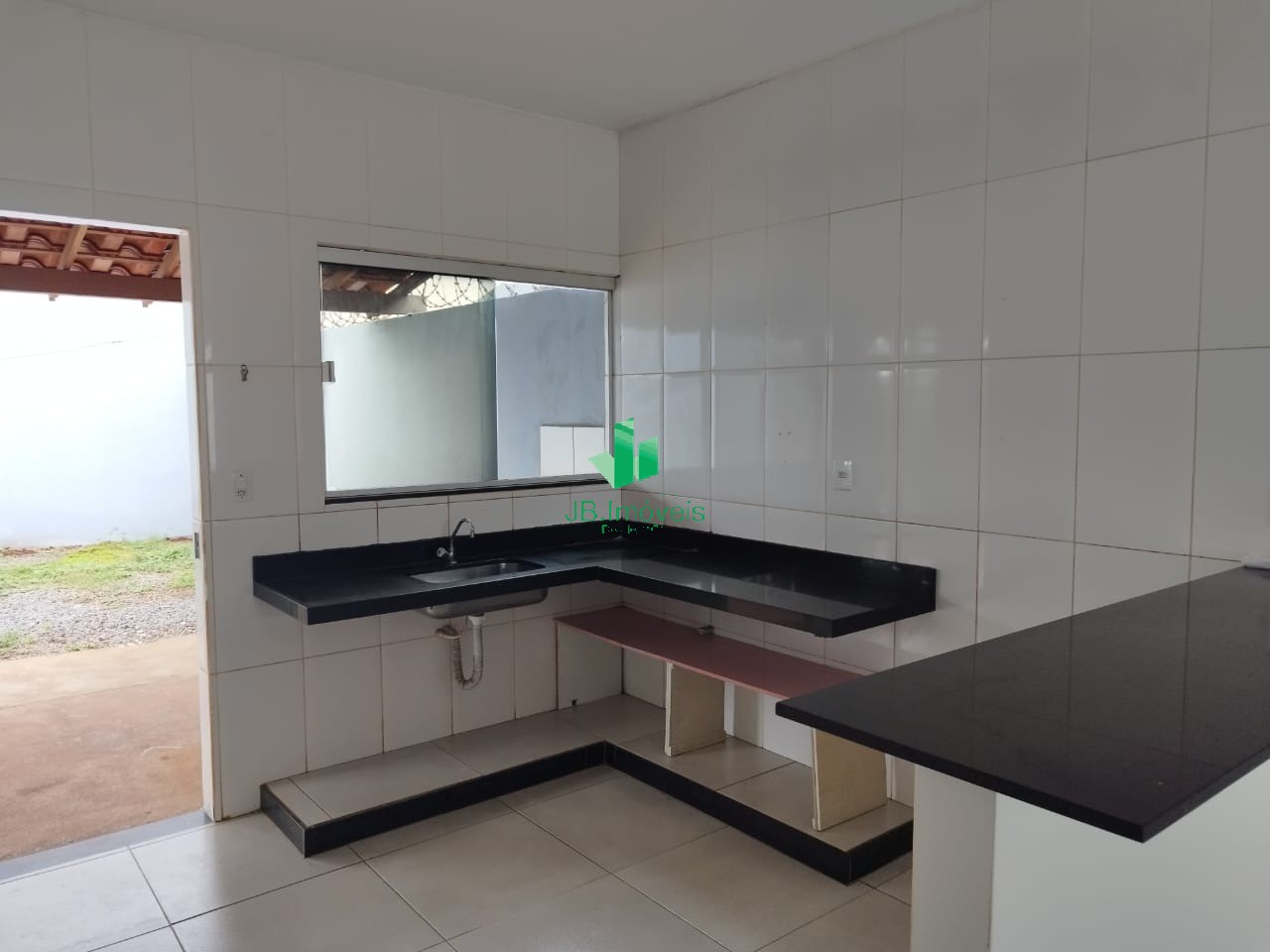 Casa para alugar com 3 quartos, 90m² - Foto 11