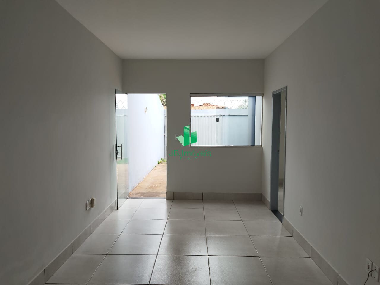 Casa para alugar com 3 quartos, 90m² - Foto 7