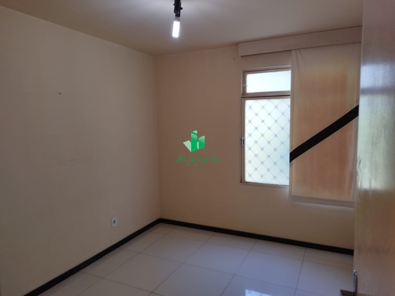 Apartamento para alugar com 3 quartos, 111m² - Foto 8