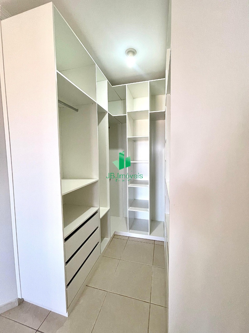 Apartamento para alugar com 3 quartos, 1m² - Foto 14