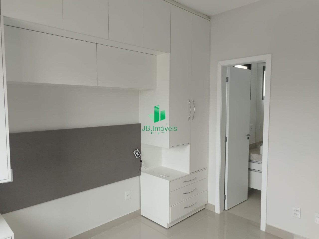 Apartamento para alugar com 3 quartos, 111m² - Foto 23