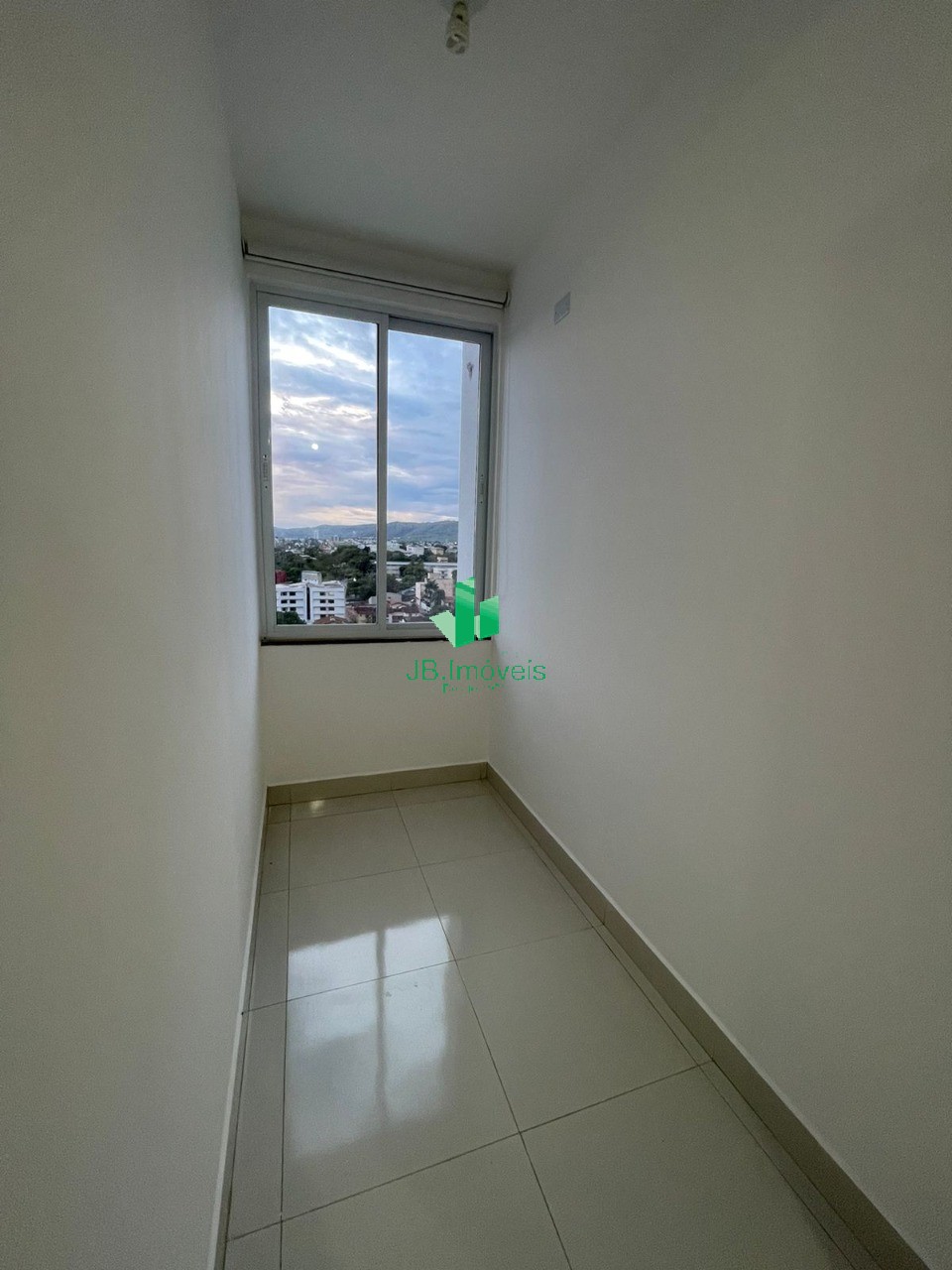 Apartamento para alugar com 2 quartos, 111m² - Foto 18