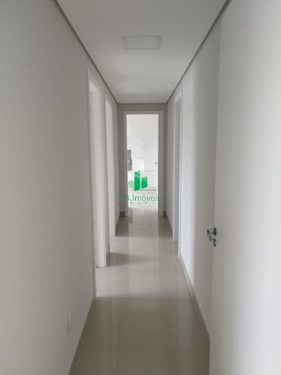 Apartamento para alugar com 3 quartos, 111m² - Foto 17