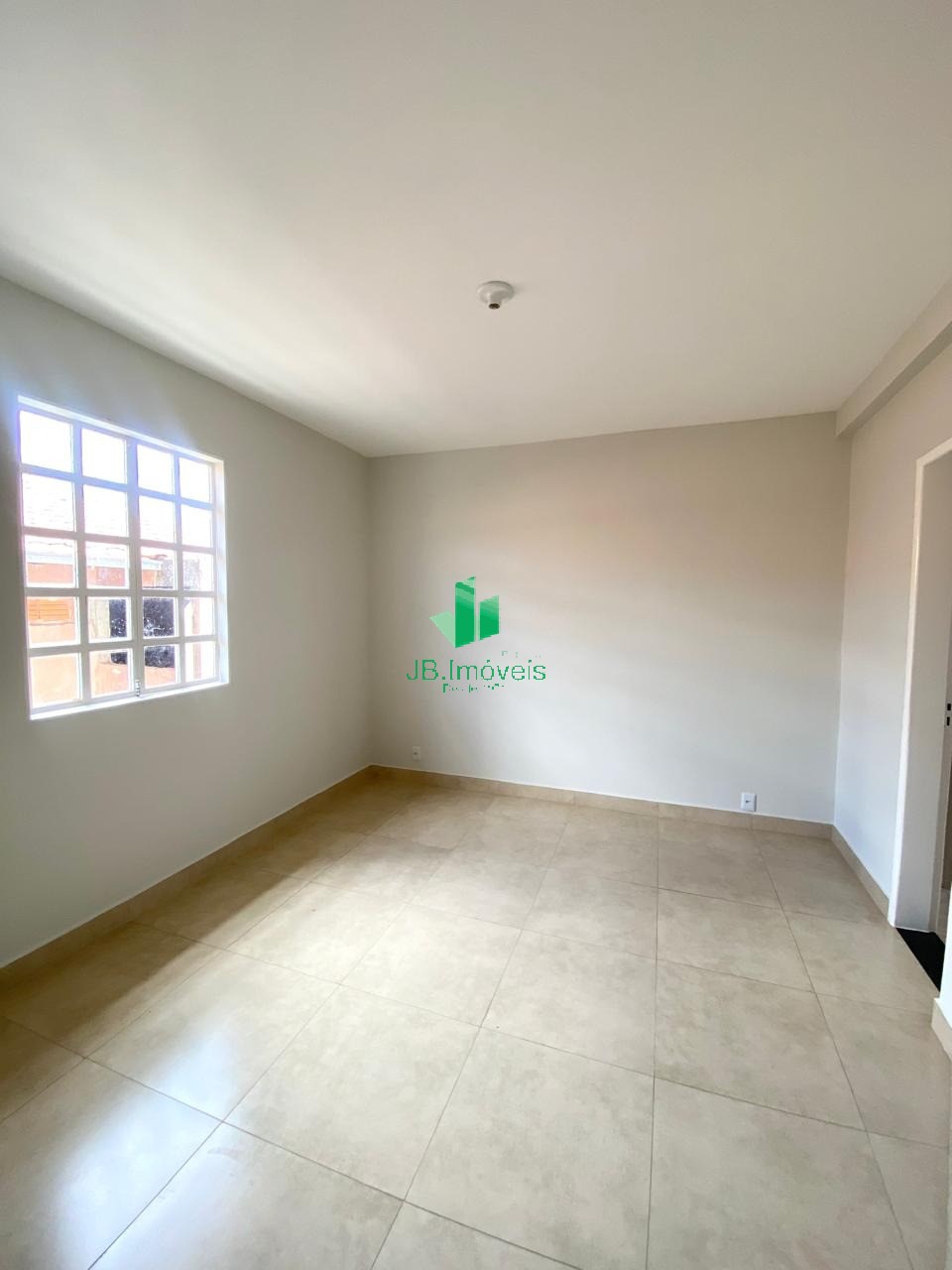 Casa para alugar com 3 quartos, 90m² - Foto 18