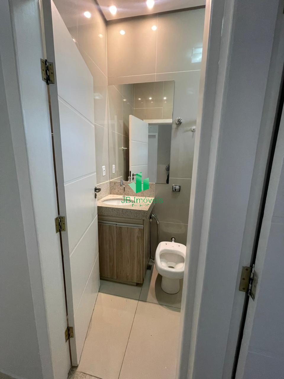 Apartamento para alugar com 3 quartos, 11m² - Foto 9