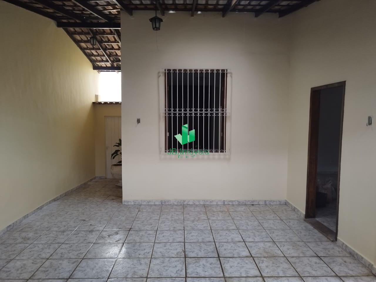 Casa para alugar com 4 quartos, 100m² - Foto 4