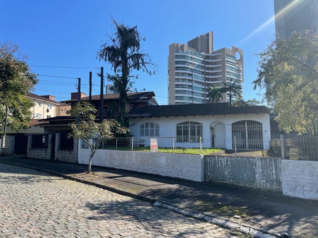 Casa  venda  no Atiradores - Joinville, SC. Imveis