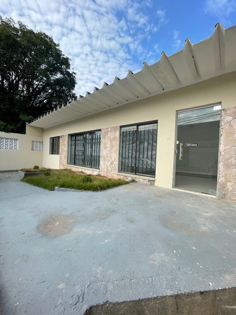 Imvel comercial para alugar  no Bucarein - Joinville, SC. Imveis