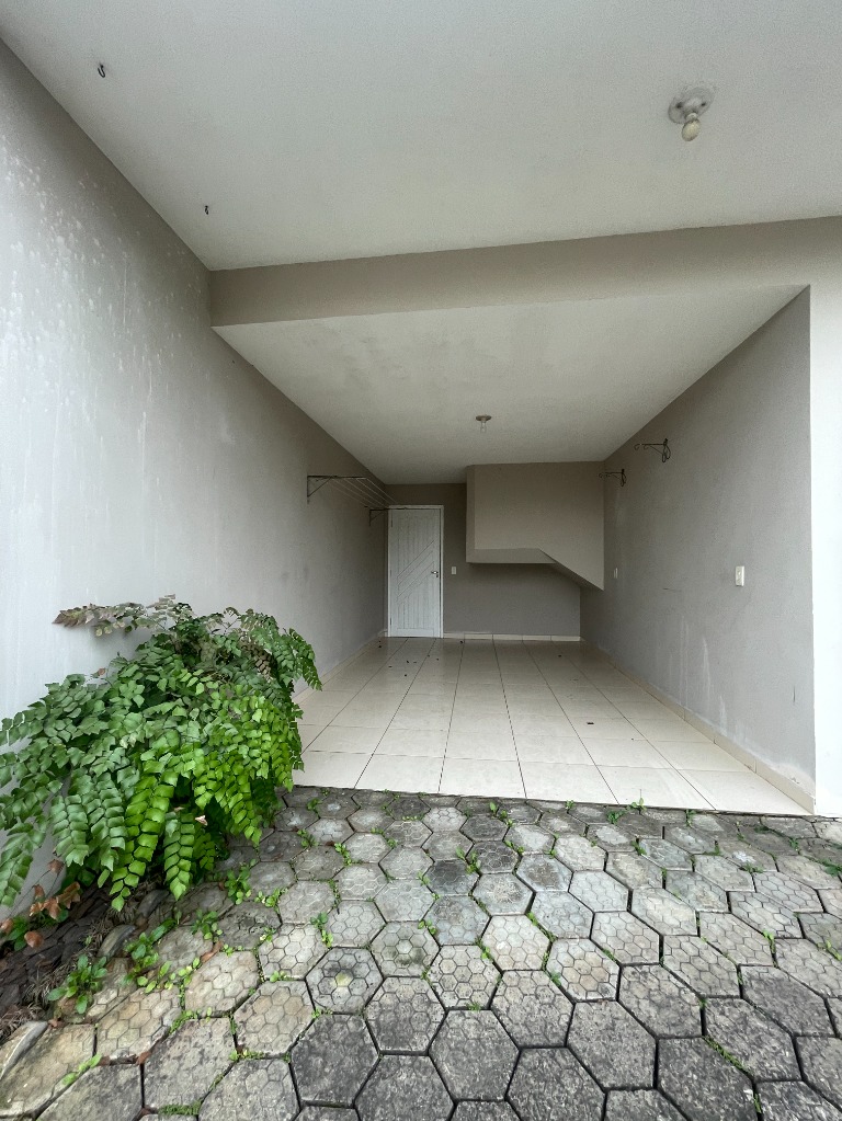 Casa com 3 Dormitórios para alugar, 131 m² por R$ 3.500,00 Casa com 3 Dormitórios para alugar, 131 m² por R$ 3.500,00