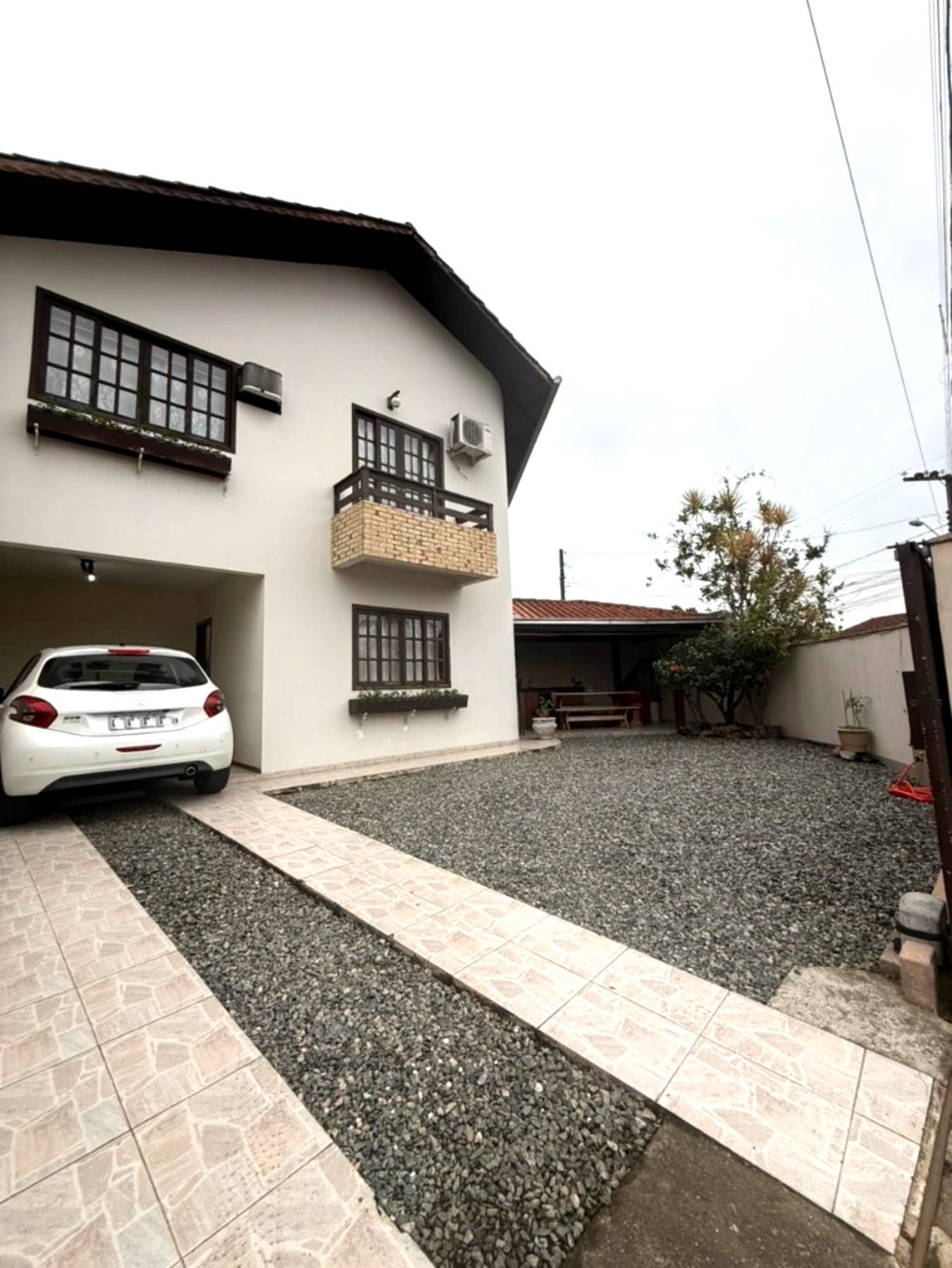 Casa à venda  no Guanabara - Joinville, SC. Imóveis