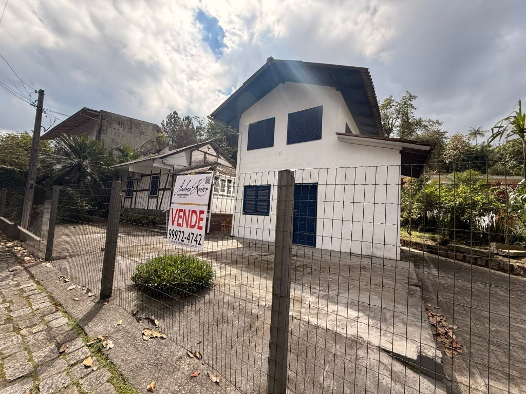 Terreno/Lote à venda  no Anita Garibaldi - Joinville, SC. Imóveis
