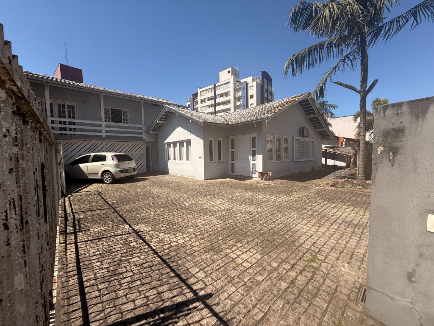 Casa à venda  no América - Joinville, SC. Imóveis