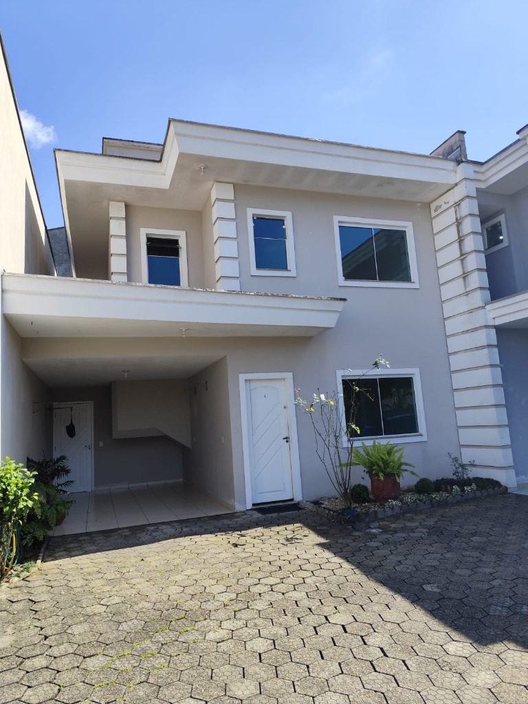 Casa com 3 Dormitórios para alugar, 131 m² por R$ 3.500,00 Casa com 3 Dormitórios para alugar, 131 m² por R$ 3.500,00