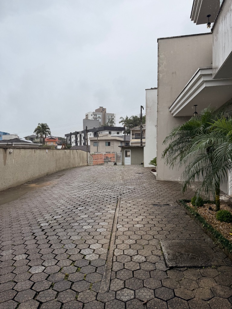 Casa com 3 Dormitórios para alugar, 131 m² por R$ 3.500,00 Casa com 3 Dormitórios para alugar, 131 m² por R$ 3.500,00