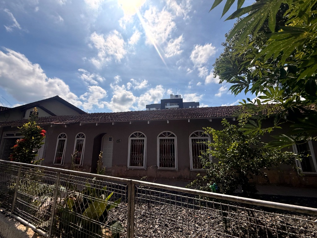 Casa à venda  no Santo Antônio - Joinville, SC. Imóveis