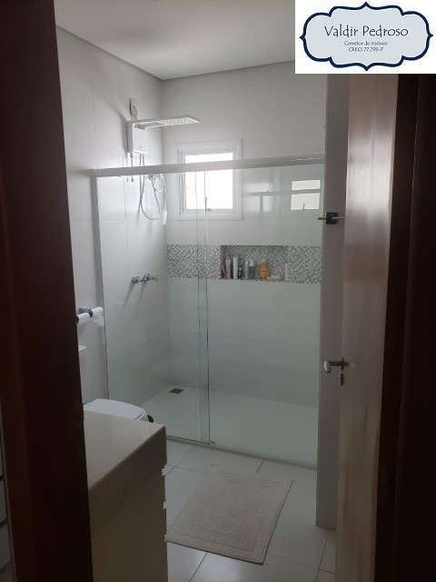 Casa de Condomínio à venda com 3 quartos, 300m² - Foto 16