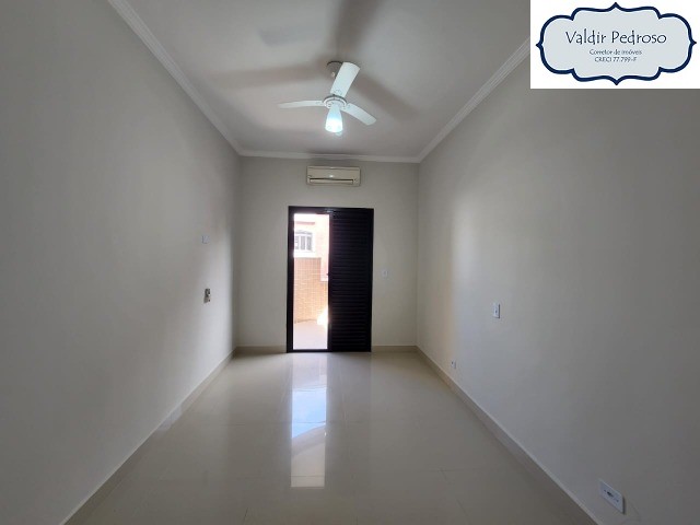 Apartamento à venda com 3 quartos, 101m² - Foto 9