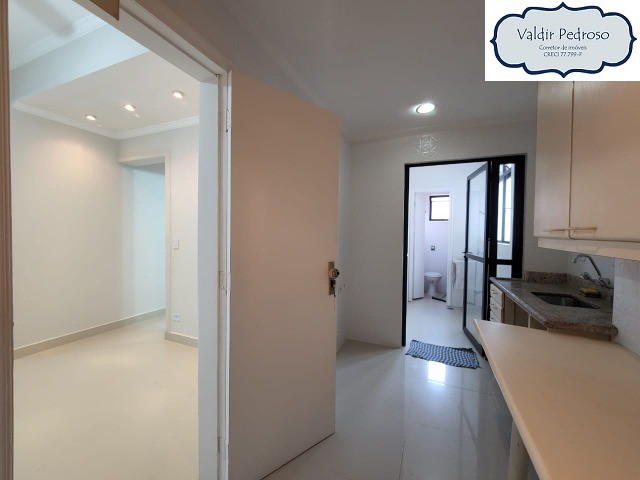 Apartamento à venda com 3 quartos, 101m² - Foto 11