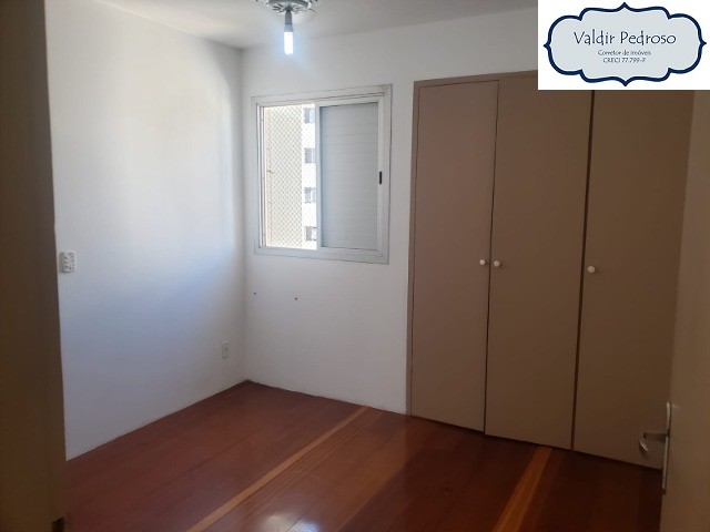 Apartamento à venda com 2 quartos, 72m² - Foto 4