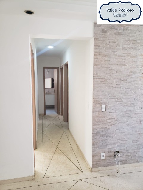 Apartamento à venda com 2 quartos, 72m² - Foto 13