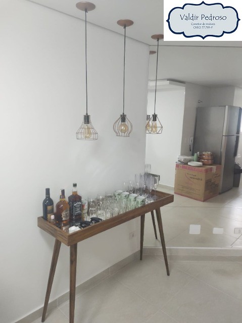 Apartamento à venda com 2 quartos, 69m² - Foto 4