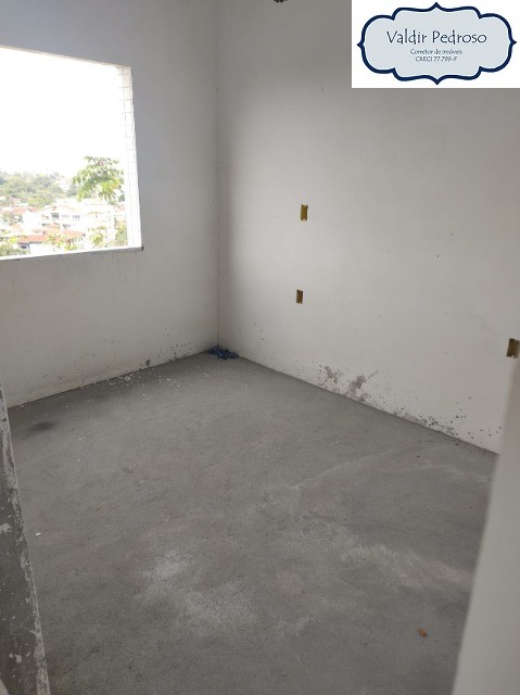 Apartamento à venda com 3 quartos, 143m² - Foto 9