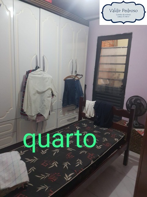 Casa à venda com 6 quartos, 196m² - Foto 24