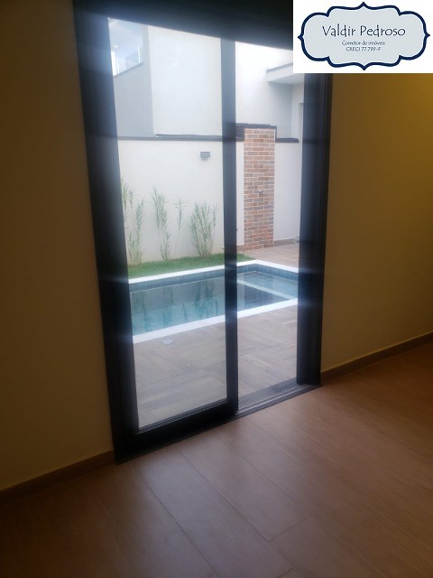 Casa de Condomínio à venda com 3 quartos, 300m² - Foto 10