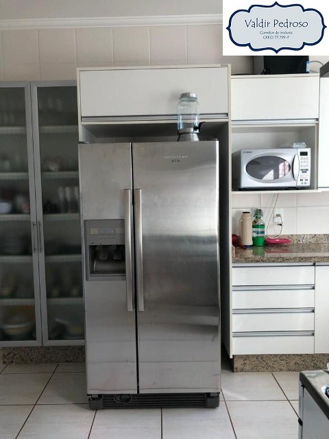 Apartamento à venda com 4 quartos, 190m² - Foto 2