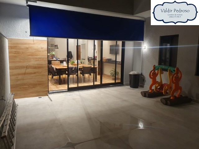 Casa de Condomínio à venda com 3 quartos, 300m² - Foto 17