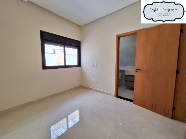 Casa de Condomínio à venda com 3 quartos, 213m² - Foto 17