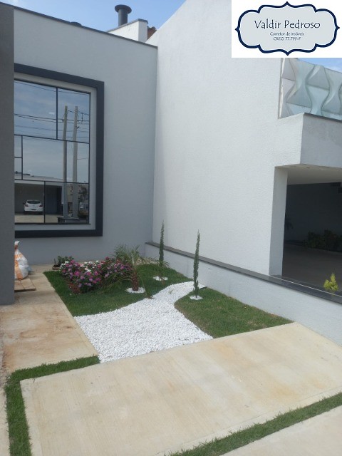 Casa de Condomínio à venda com 3 quartos, 197m² - Foto 1