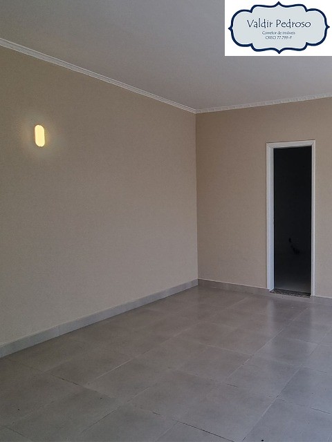 Casa à venda com 3 quartos, 250m² - Foto 8