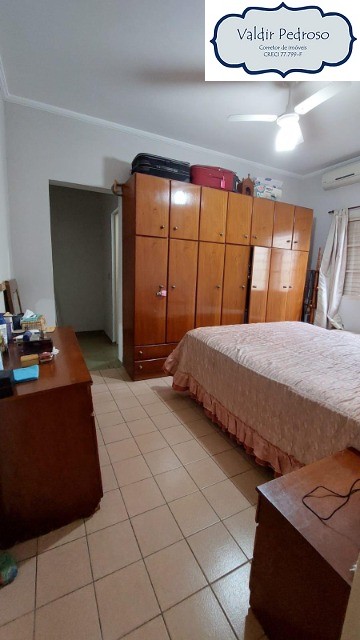 Casa à venda com 2 quartos, 150m² - Foto 8