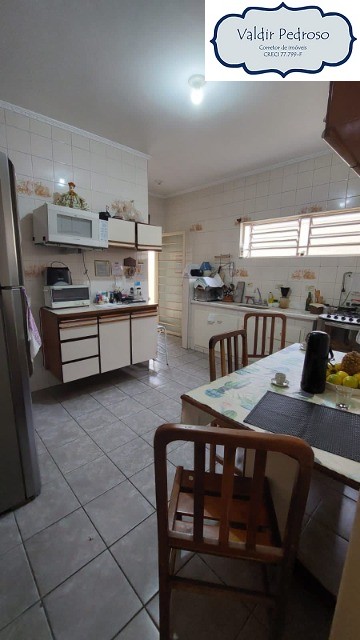 Casa à venda com 2 quartos, 150m² - Foto 21