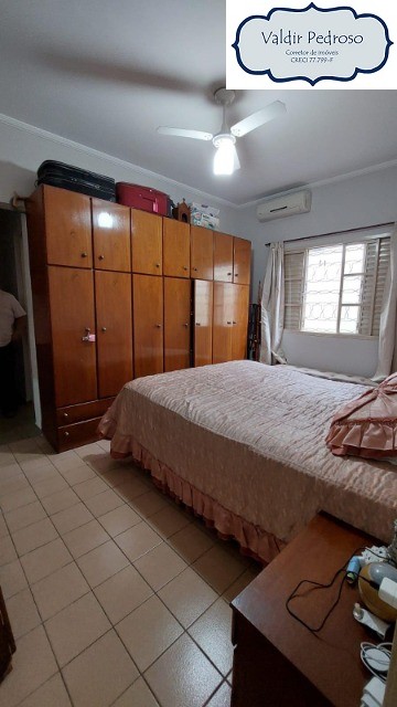 Casa à venda com 2 quartos, 150m² - Foto 12