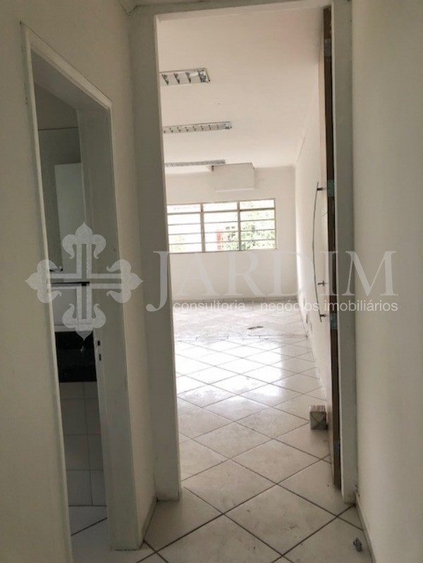 Prédio Inteiro à venda com 1 quarto, 210m² - Foto 6