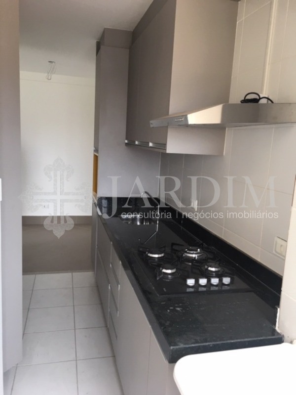 Apartamento à venda com 2 quartos, 62m² - Foto 5