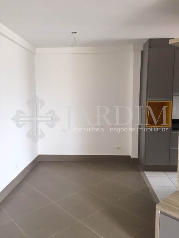 Apartamento à venda com 2 quartos, 62m² - Foto 8