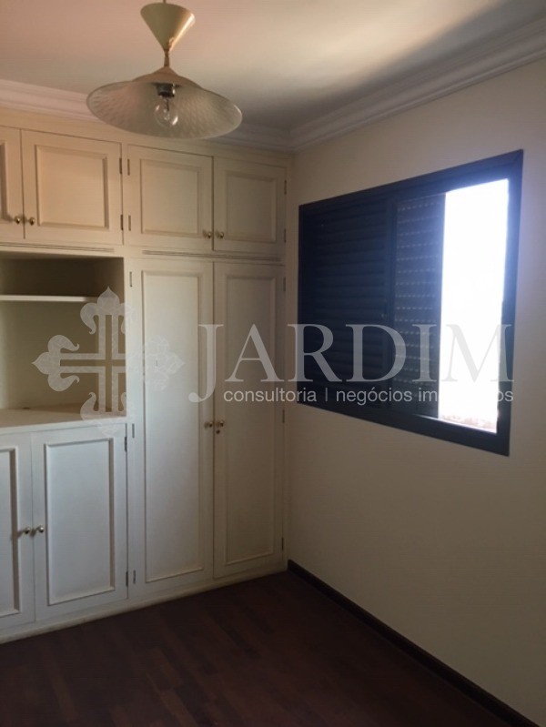 Apartamento à venda com 3 quartos, 171m² - Foto 5