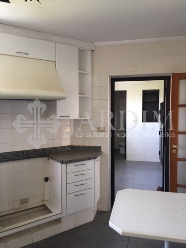 Apartamento à venda com 3 quartos, 171m² - Foto 28