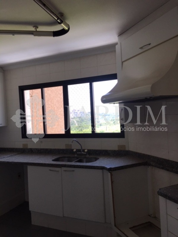 Apartamento à venda com 3 quartos, 171m² - Foto 33