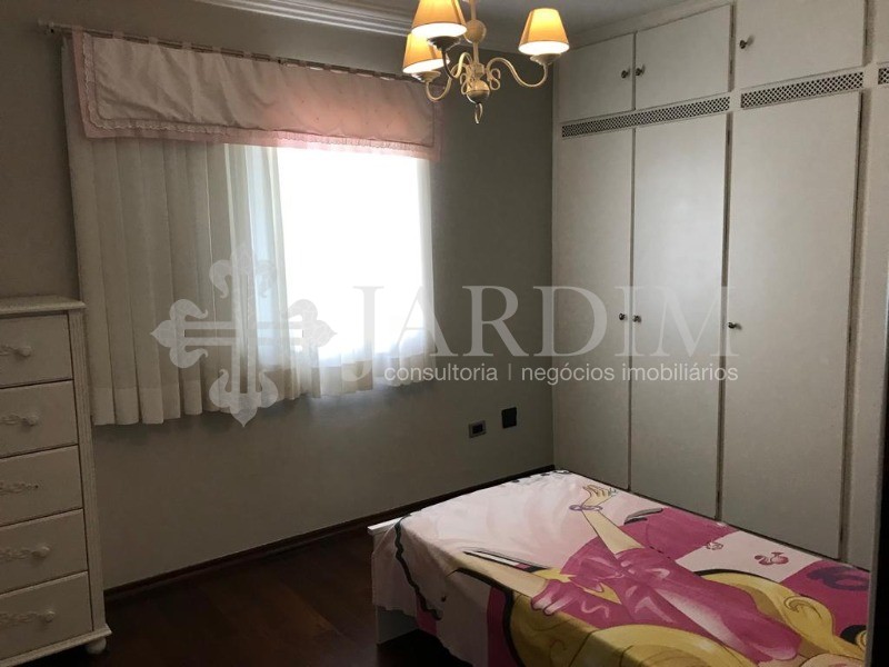 Apartamento à venda com 3 quartos, 190m² - Foto 8