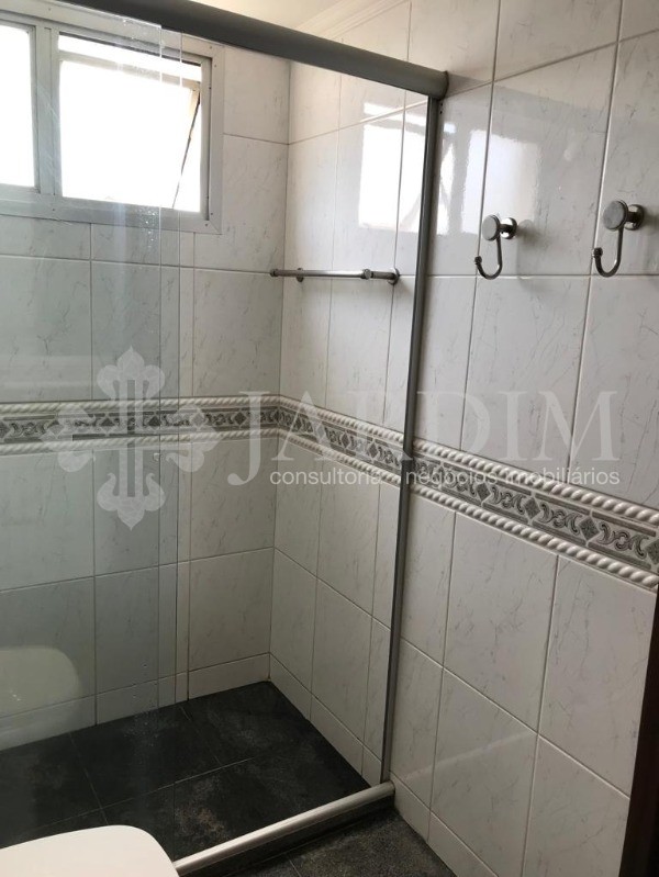 Apartamento à venda com 3 quartos, 190m² - Foto 9