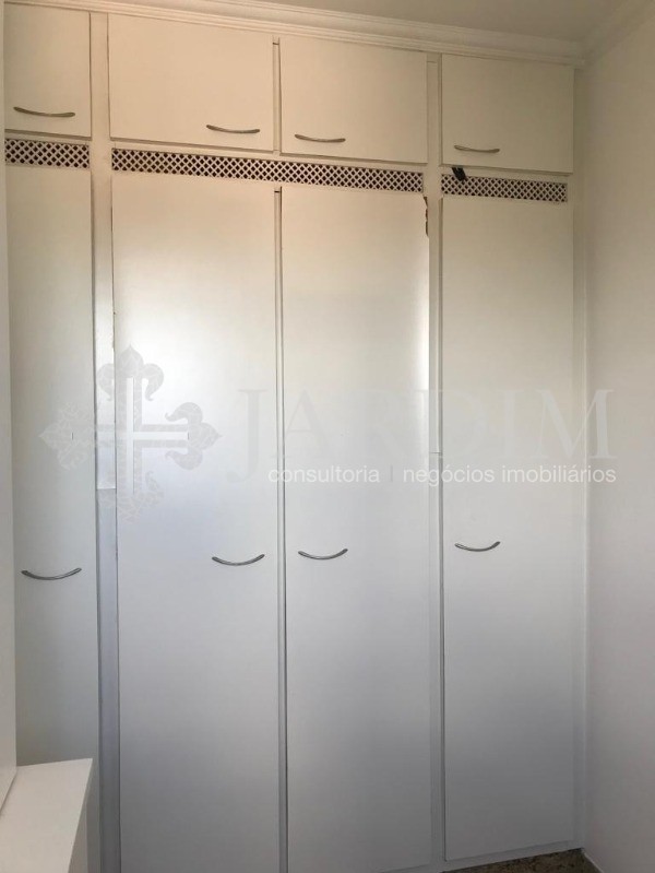 Apartamento à venda com 3 quartos, 190m² - Foto 12