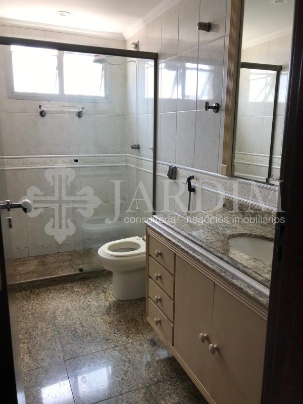 Apartamento à venda com 3 quartos, 190m² - Foto 18